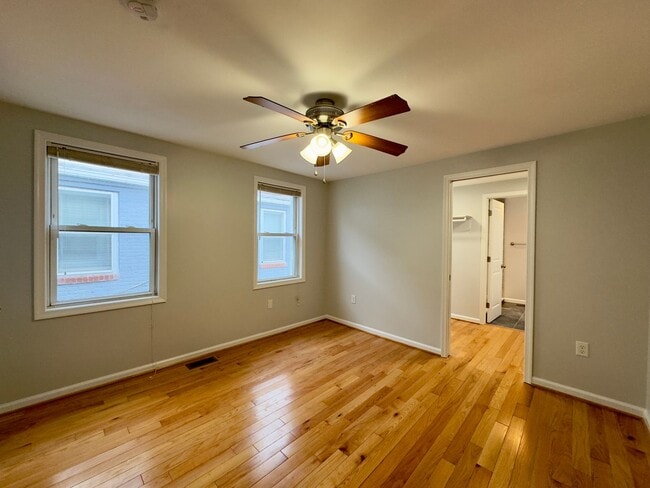 Building Photo - Charming 2 Bedroom/2.5 Bathroom Townhome in Upper Fells Point, MD!