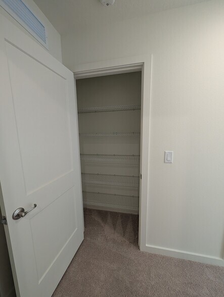 Building Photo - 1967 Iorio St