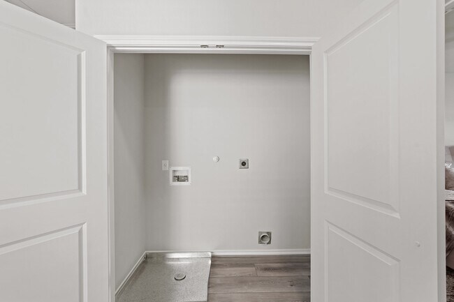 Building Photo - 1402 Acorn Mdw St