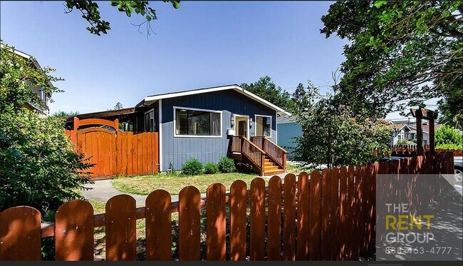 Building Photo - 242 Jackson Ave