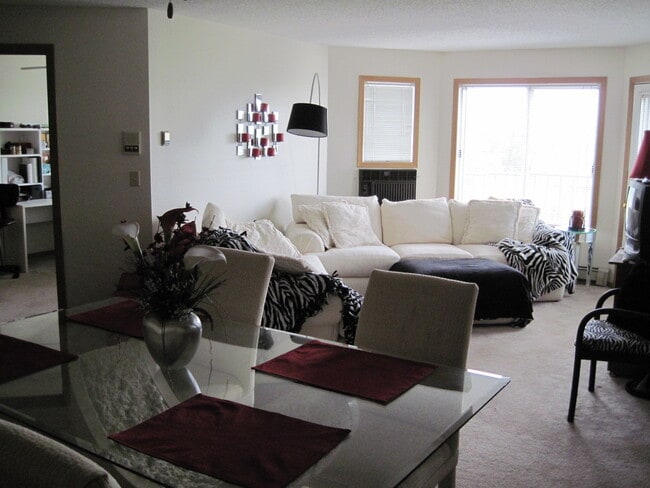 Interior Photo - Park Place Estates