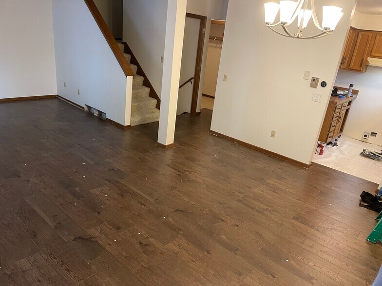 New Flooring! - 1505 Little Bluestem Ct