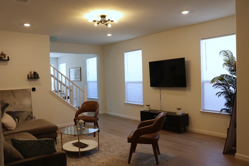 Building Photo - 7700 House Finch Dr