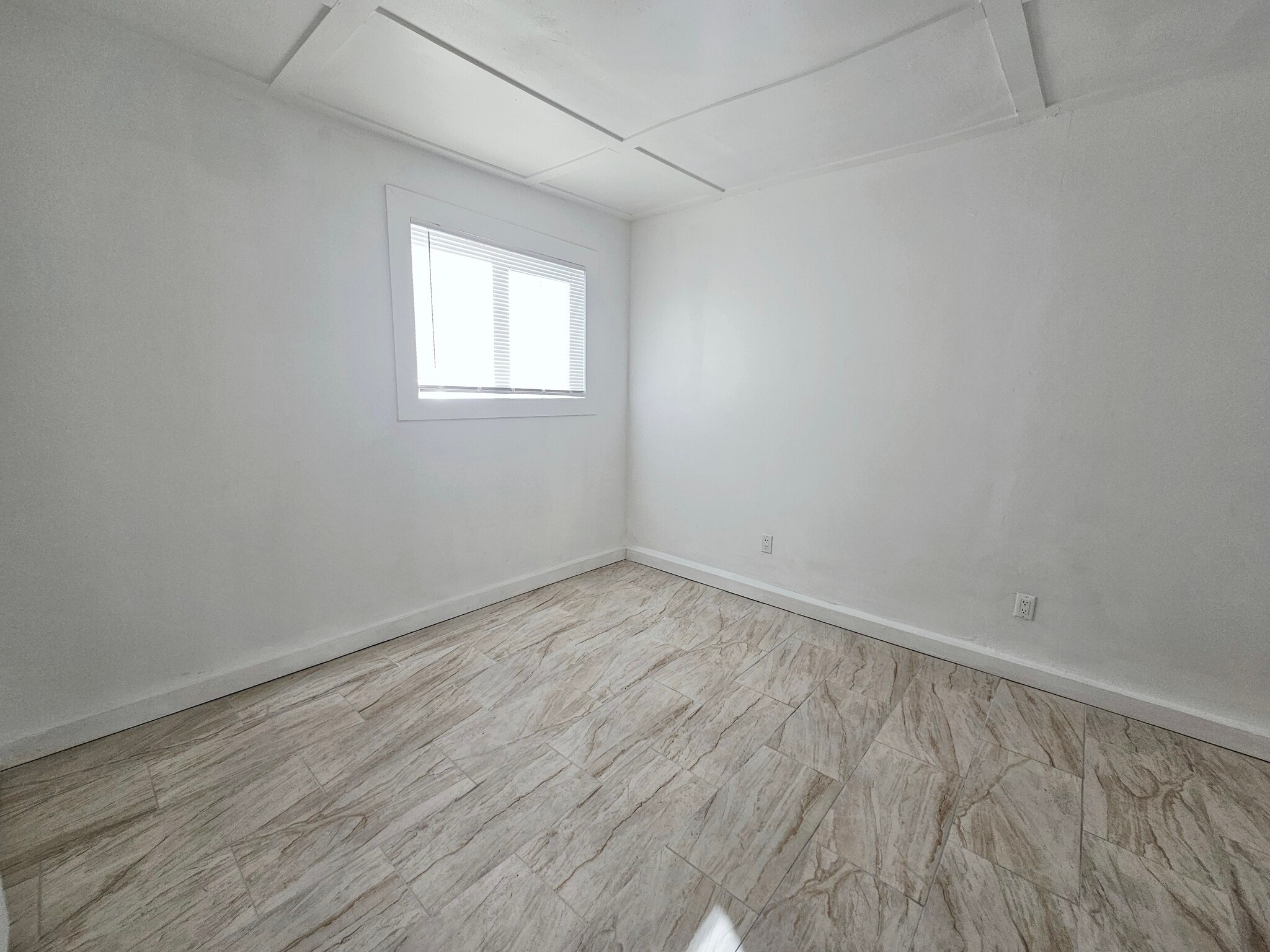 Building Photo - 1731 E Moreland St