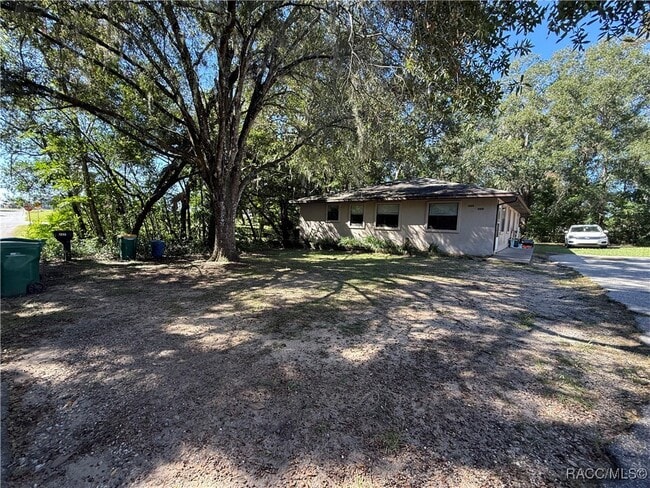 Building Photo - 227 Davidson Ave