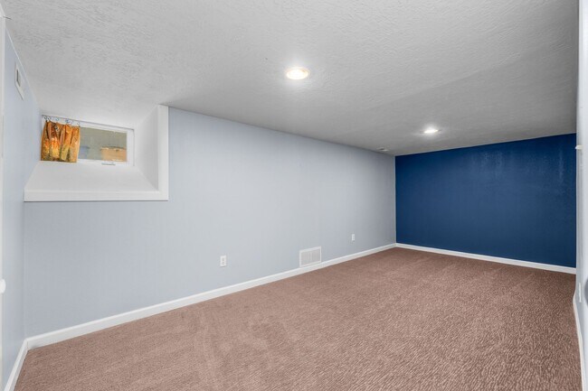 Building Photo - 436 E 1700 S