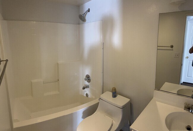 Building Photo - 26611 Alta Ave