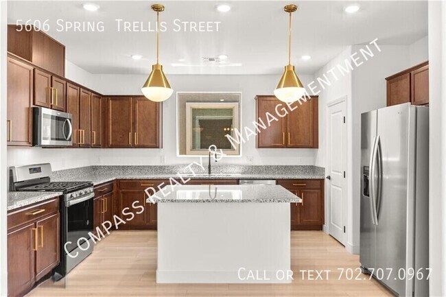 Building Photo - 5606 Spring Trellis St