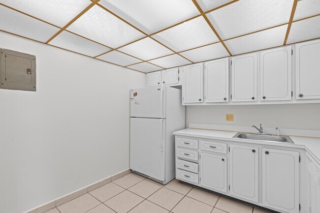 Building Photo - 500 Executive Center Dr