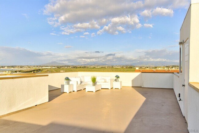 Building Photo - 4BD/4BA Rooftop Bay Views | Coronado Bridge + Downtown Skyline | 2-Car Garage | Imperial Beach