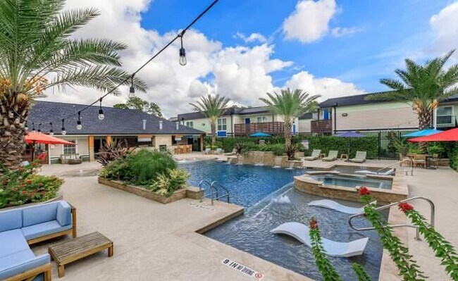 Primary Photo - 1 bedroom in Houston TX 77018