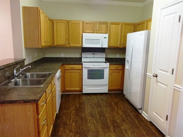 Building Photo - 3418 Middlesboro Ave
