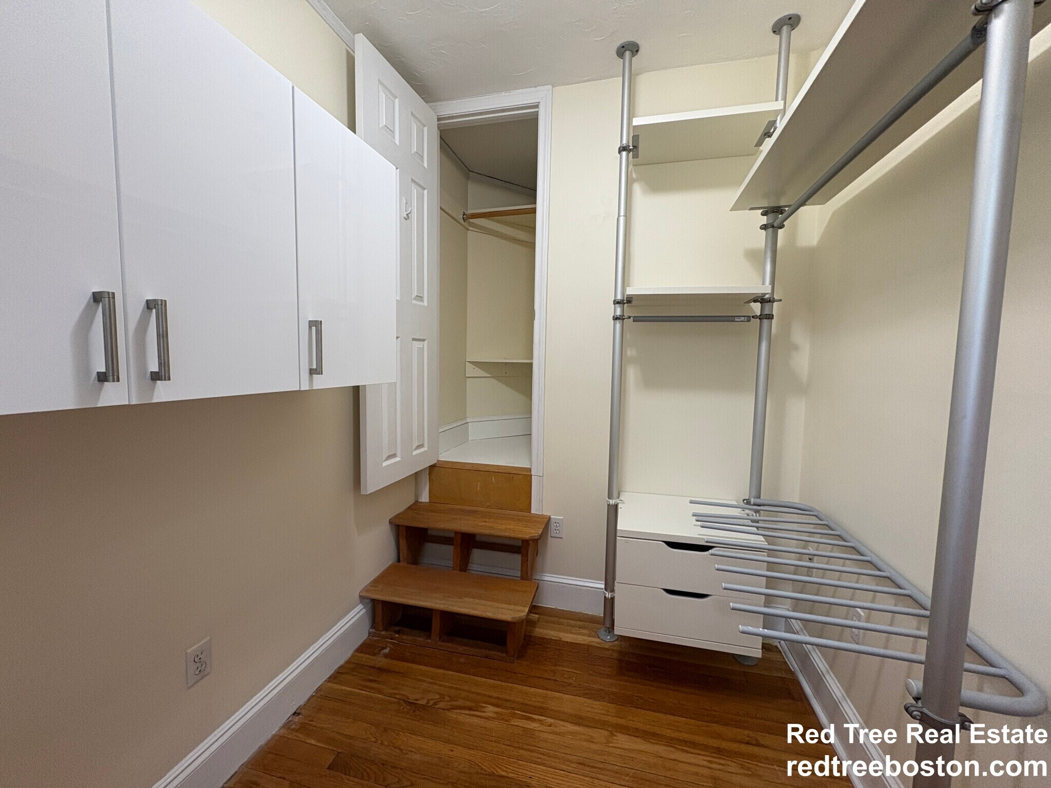 Building Photo - 195 Winthrop Rd