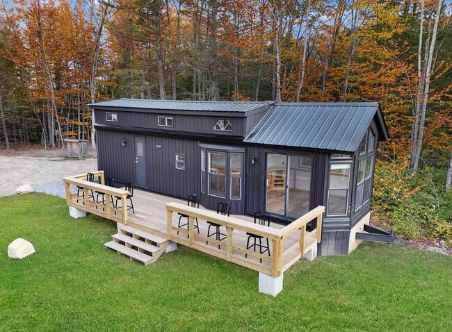 Building Photo - 156 Lower Pratt Pond Rd