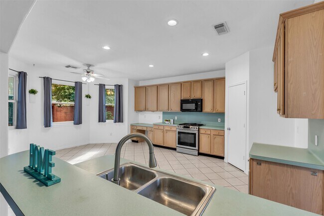 Building Photo - 8506 Willancy Ln