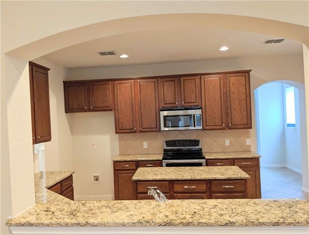 Building Photo - 10321 Cochron Dr