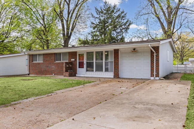 Building Photo - Newly Renovated 3BR + Finished Basement