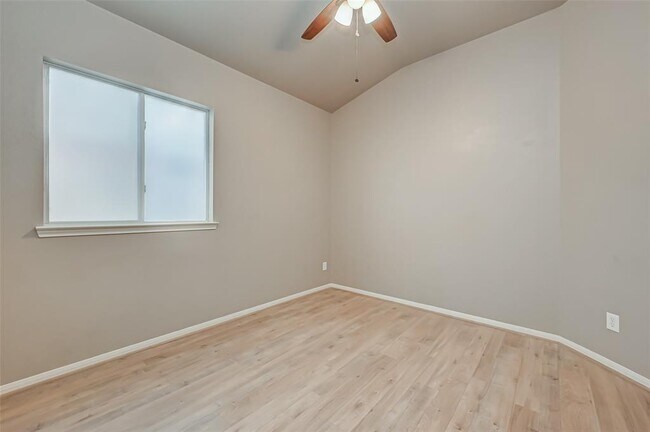 Building Photo - 2439 Marquette Trail