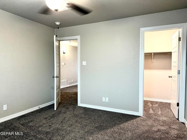 Building Photo - 12824 Linstead Ave