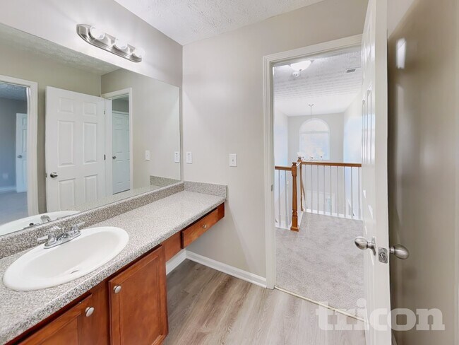 Building Photo - 1055 Crown Landing Pkwy