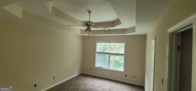 Building Photo - 10944 Knotty Pine Pl