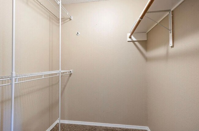 Building Photo - 3826 S Lexus Ave