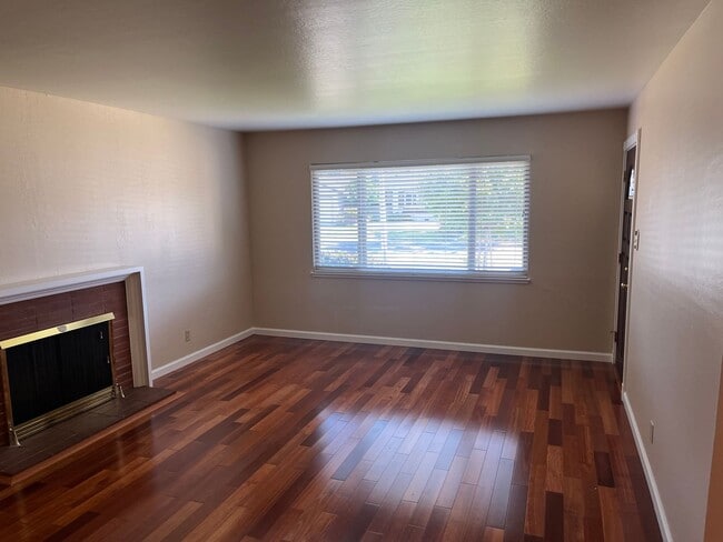 Building Photo - Charming Santa Clara Home with Backyard Perfect for Summer Nights!