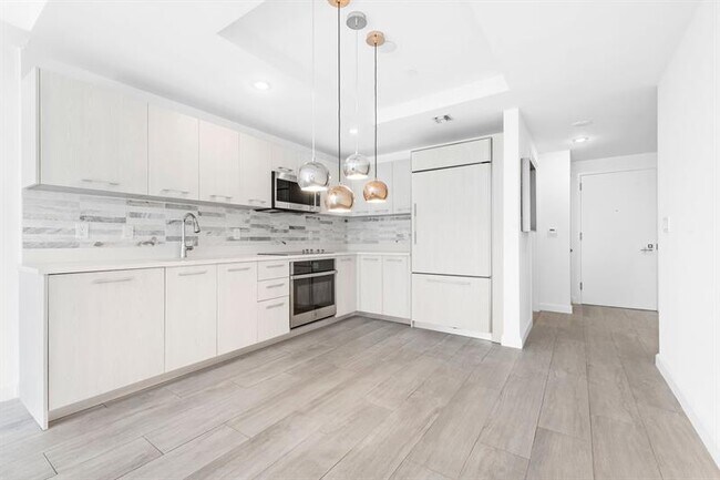 Building Photo - 55 SW 9th St