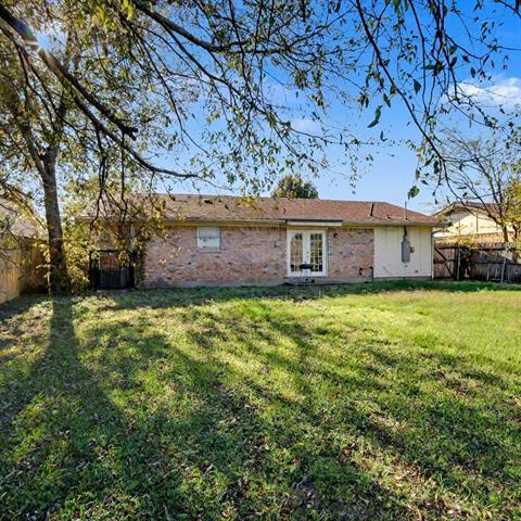 Building Photo - 6510 Cinnamon Oaks Dr