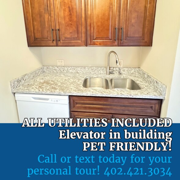 Building Photo - 1810 E St