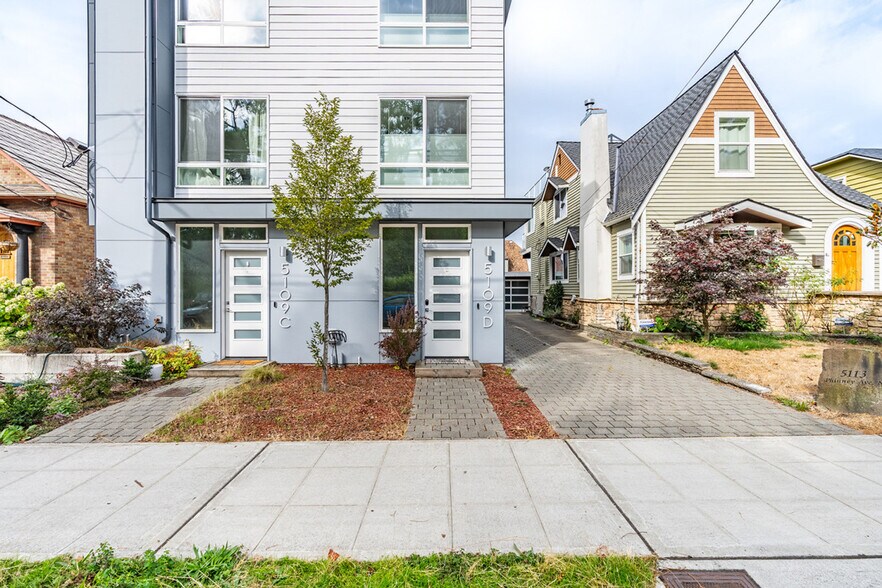 Building Photo - 5109C Phinney Ave N