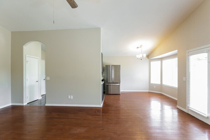 Building Photo - 7741 E Caballero Cir
