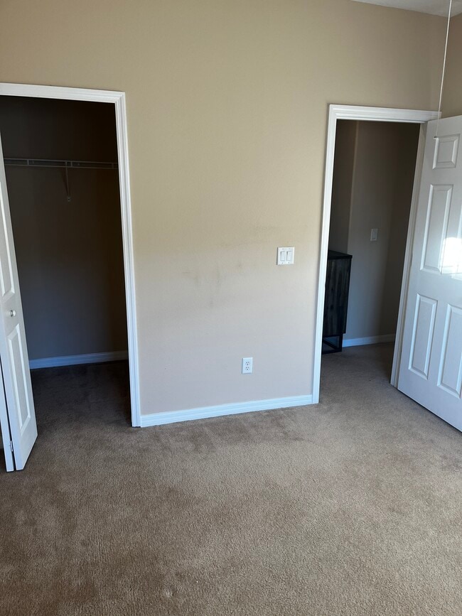 Building Photo - 3451 Windsor Lake Cir