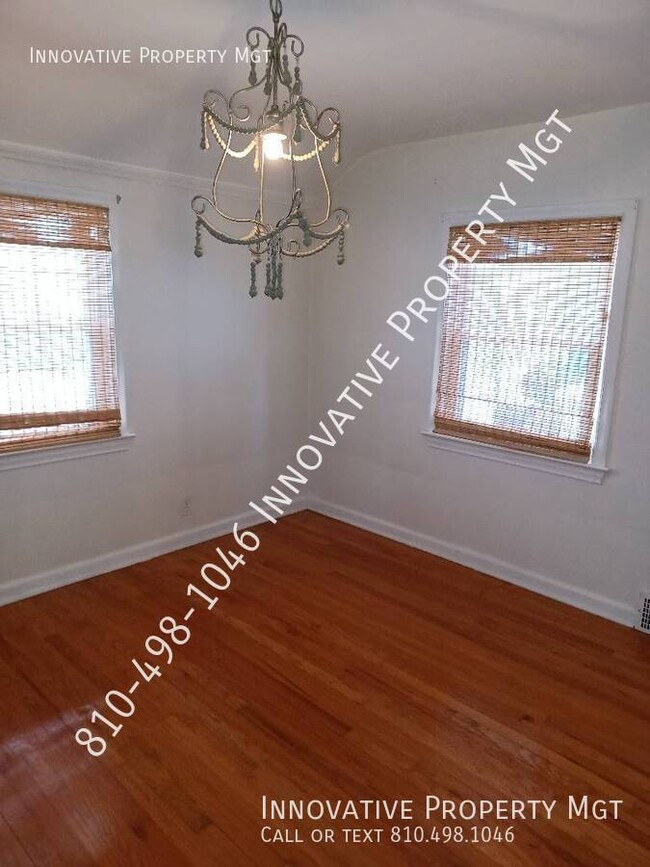 Building Photo - 611 Roome Ct