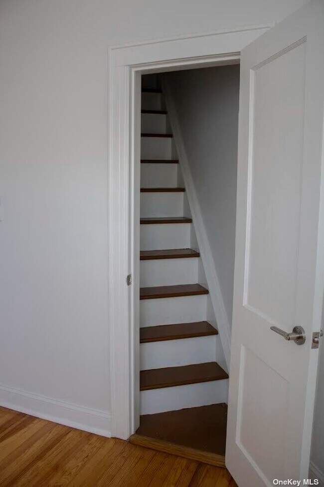 Building Photo - 61-29 Cooper Ave