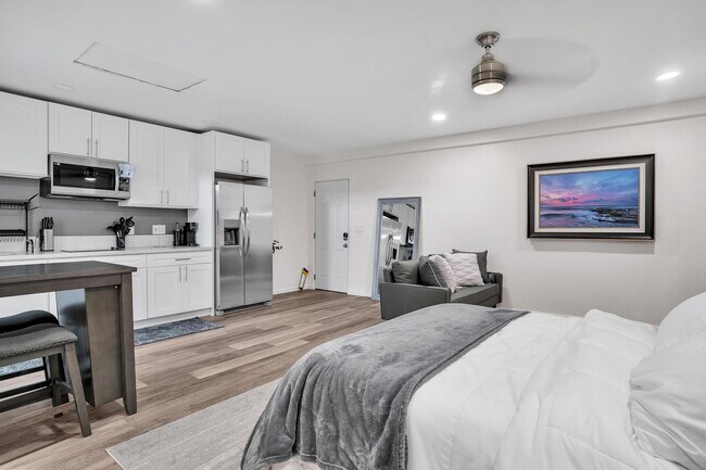 Building Photo - 3784 Nectarine Cir