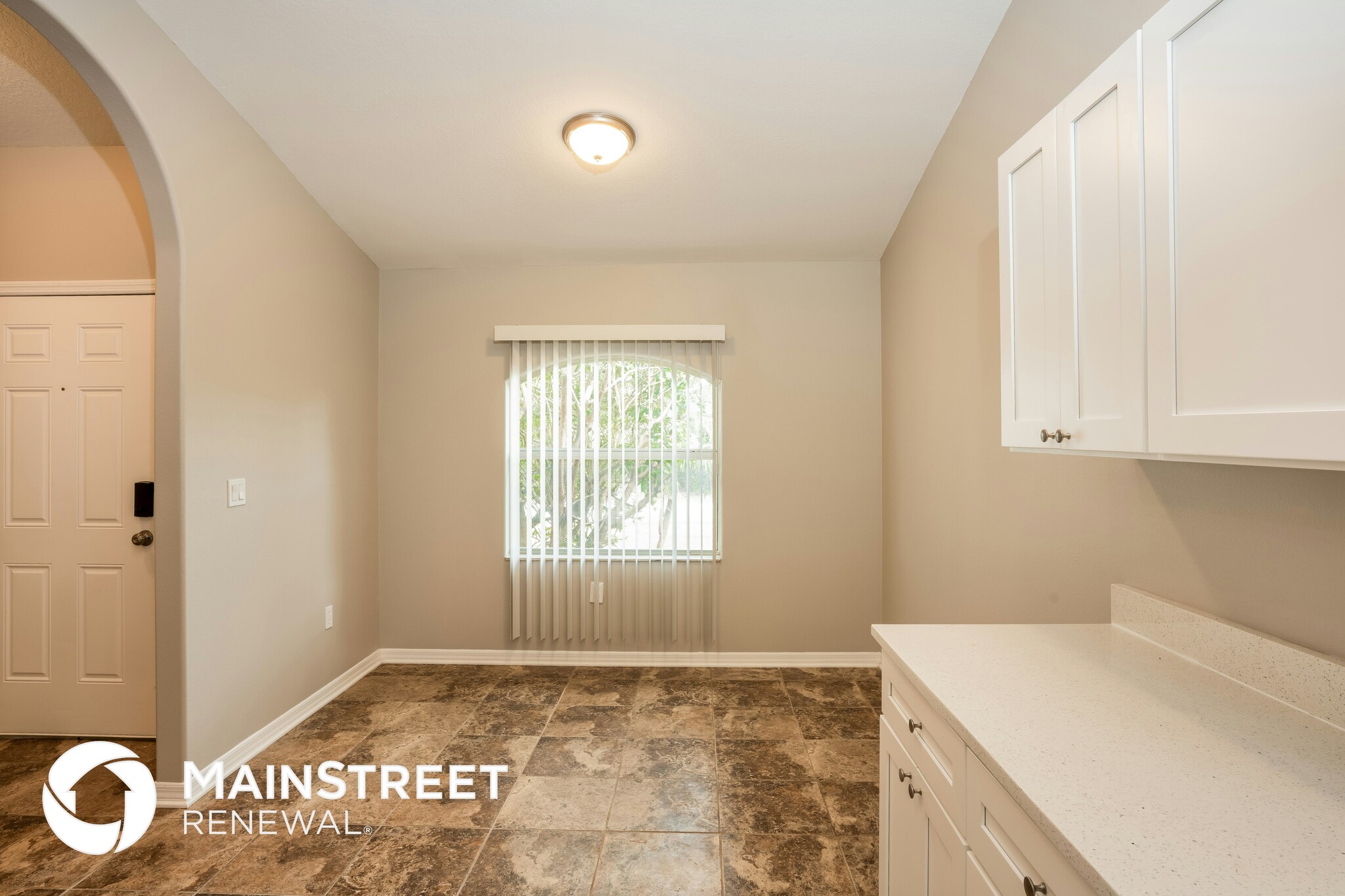 Building Photo - 1383 Eppinger Dr