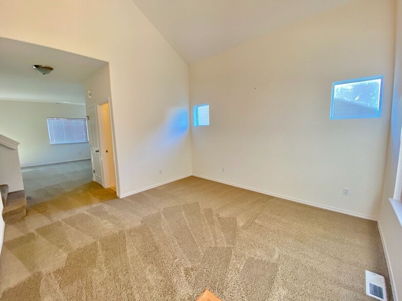 Building Photo - Next to Marysville Getchell High School