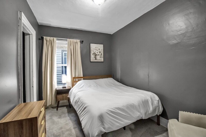 Building Photo - 580 Potomac Ave