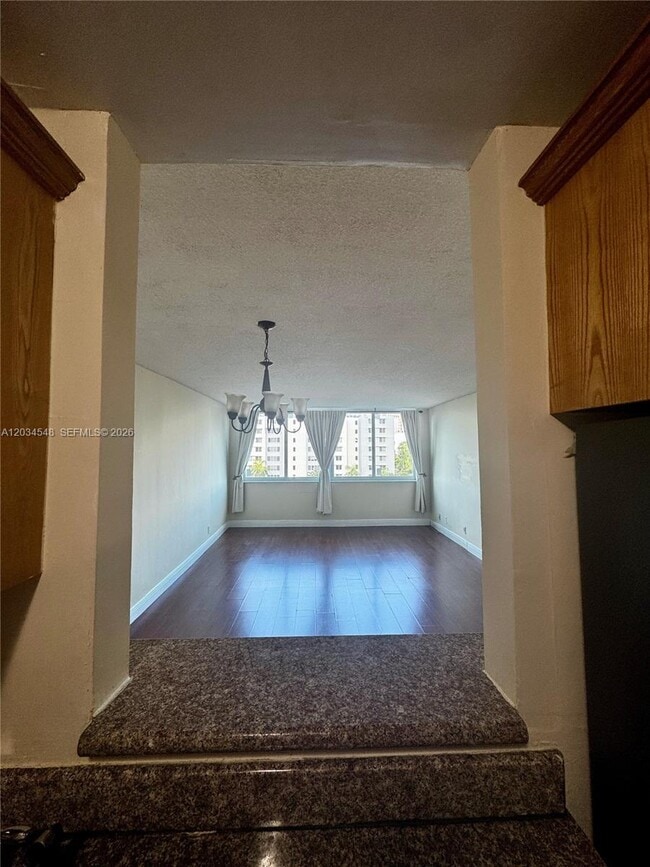 Building Photo - 9125 SW 77th Ave