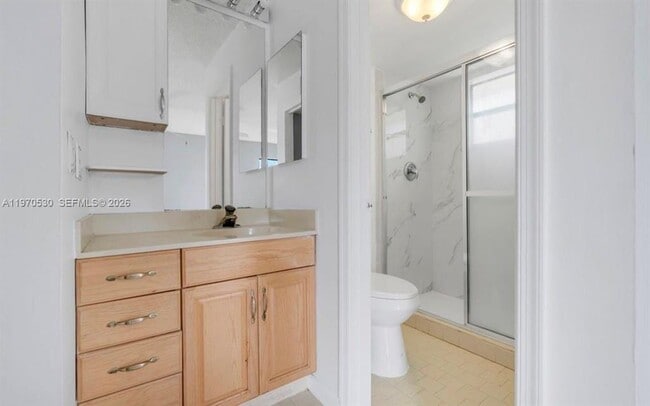 Building Photo - 5894 Longbow Ln