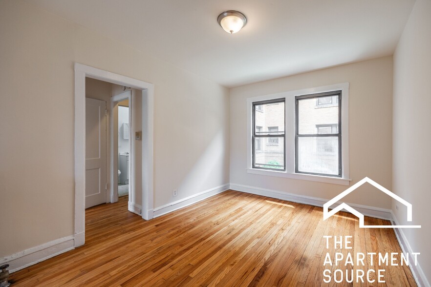 Building Photo - 2651 N Spaulding Ave