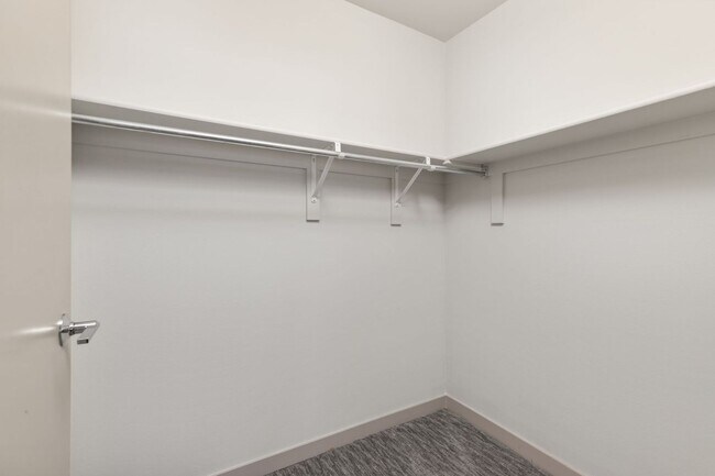 Building Photo - 2 Bed 2 Bath Condo With Mountain Views In Recently Developed Steel Yards Neighborhood.