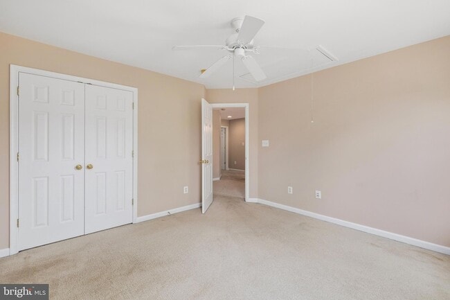 Building Photo - 9036 Woodpecker Ct