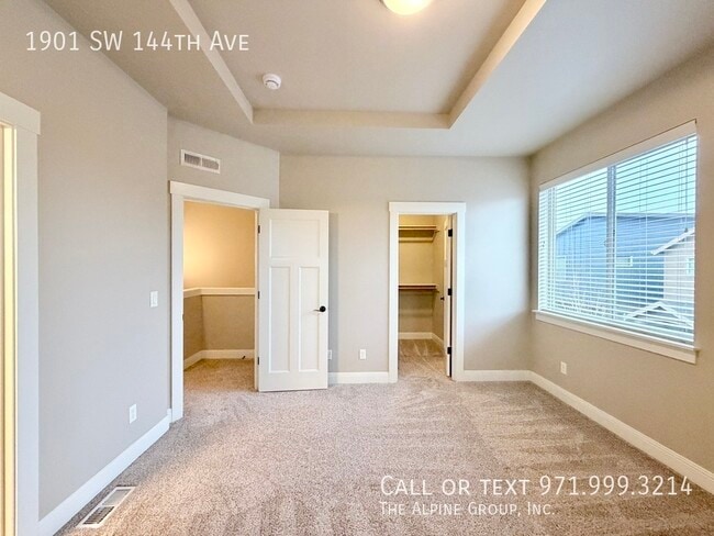 Building Photo - 1901 SW 144th Ave