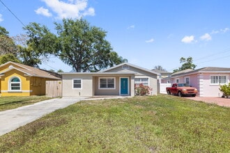 Building Photo - 4-BEDROOM WEST TAMPA HOME | PET FRIENDLY | AVAILABLE NOW