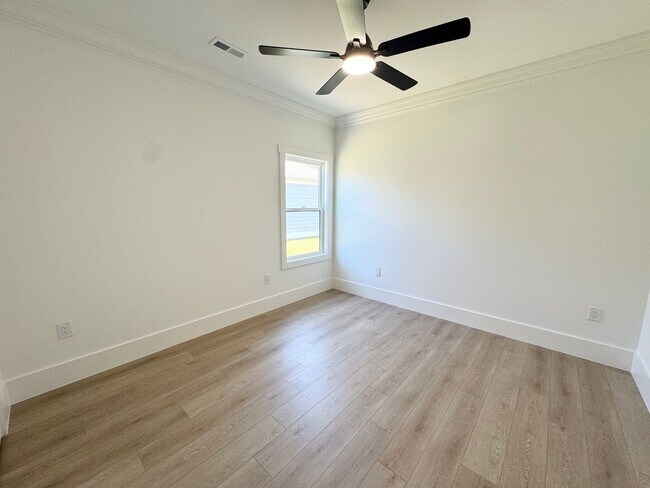 Building Photo - Myrtle Beach - 4 Bedroom / 2 Bathroom Custom Home