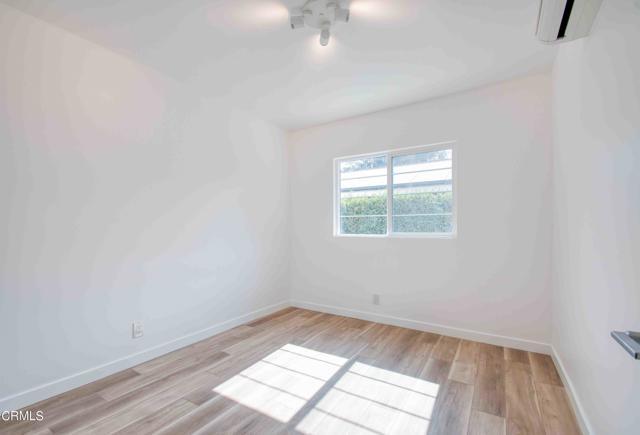 Building Photo - 3185 Larga Ave