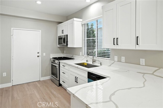 Building Photo - 20000 Plum Canyon Rd