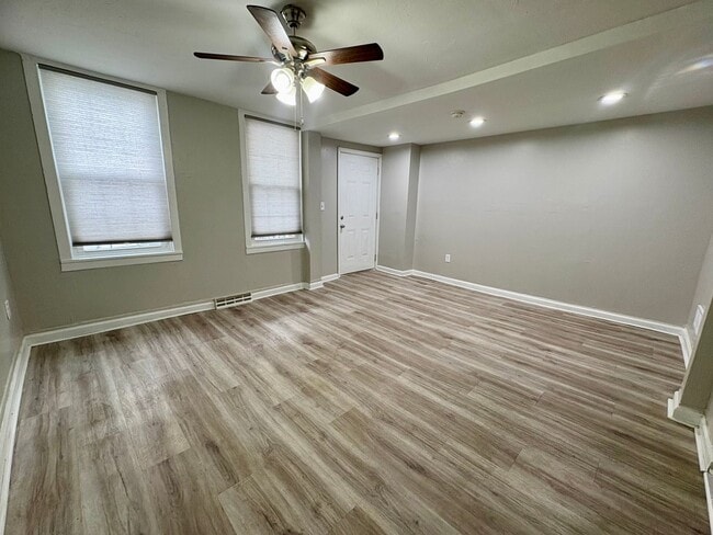 Building Photo - 3 Bedroom 2 Bathroom in York!